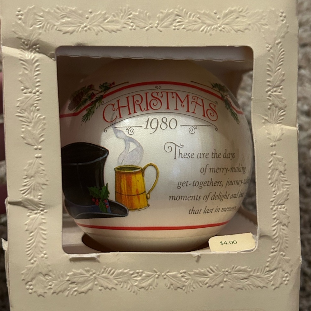 Vintage Christmas 1980 Ornament